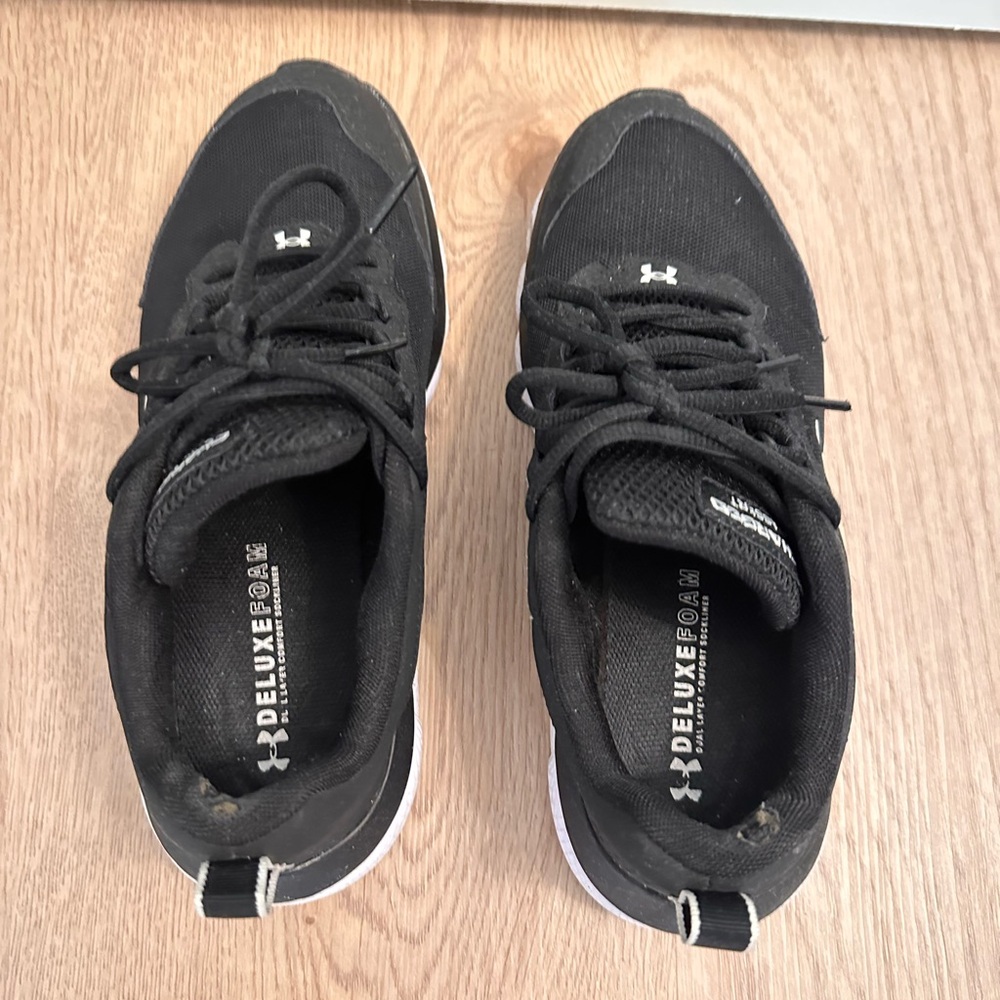 Under Armour woman training shoes